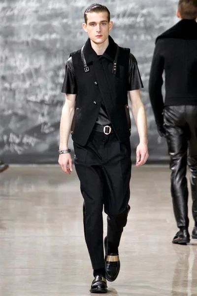 Look 21